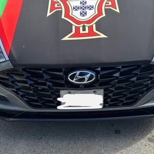 Meet your Posher, Hugo